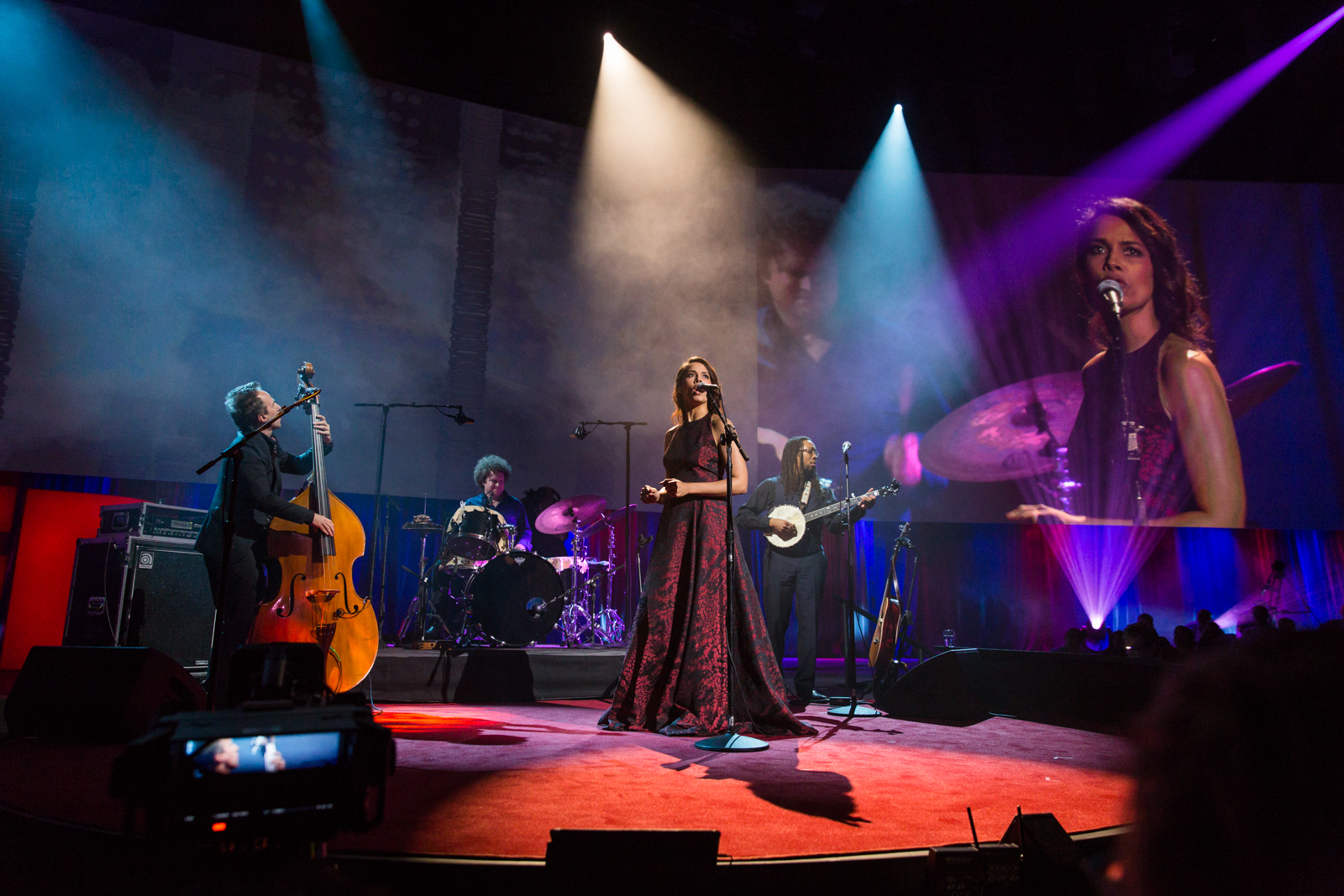Rhiannon performs at TED2016 - Dream, February 15-19, 2016, Vancouver Convention Center, Vancouver, Canada. Photo: Bret Hartman / TED